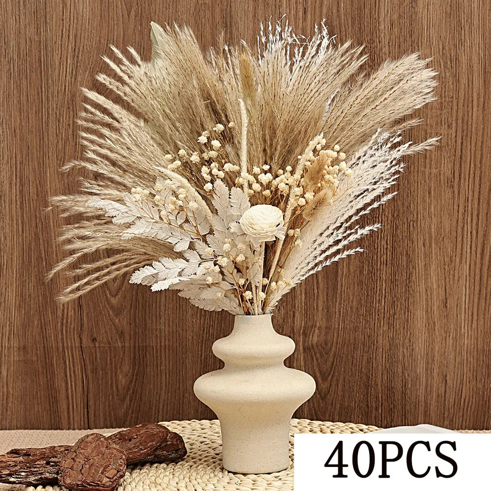 bouquets séchés naturels feuilles fines fleurs blanches plumes beige rustique décoration maison anniversaire baby