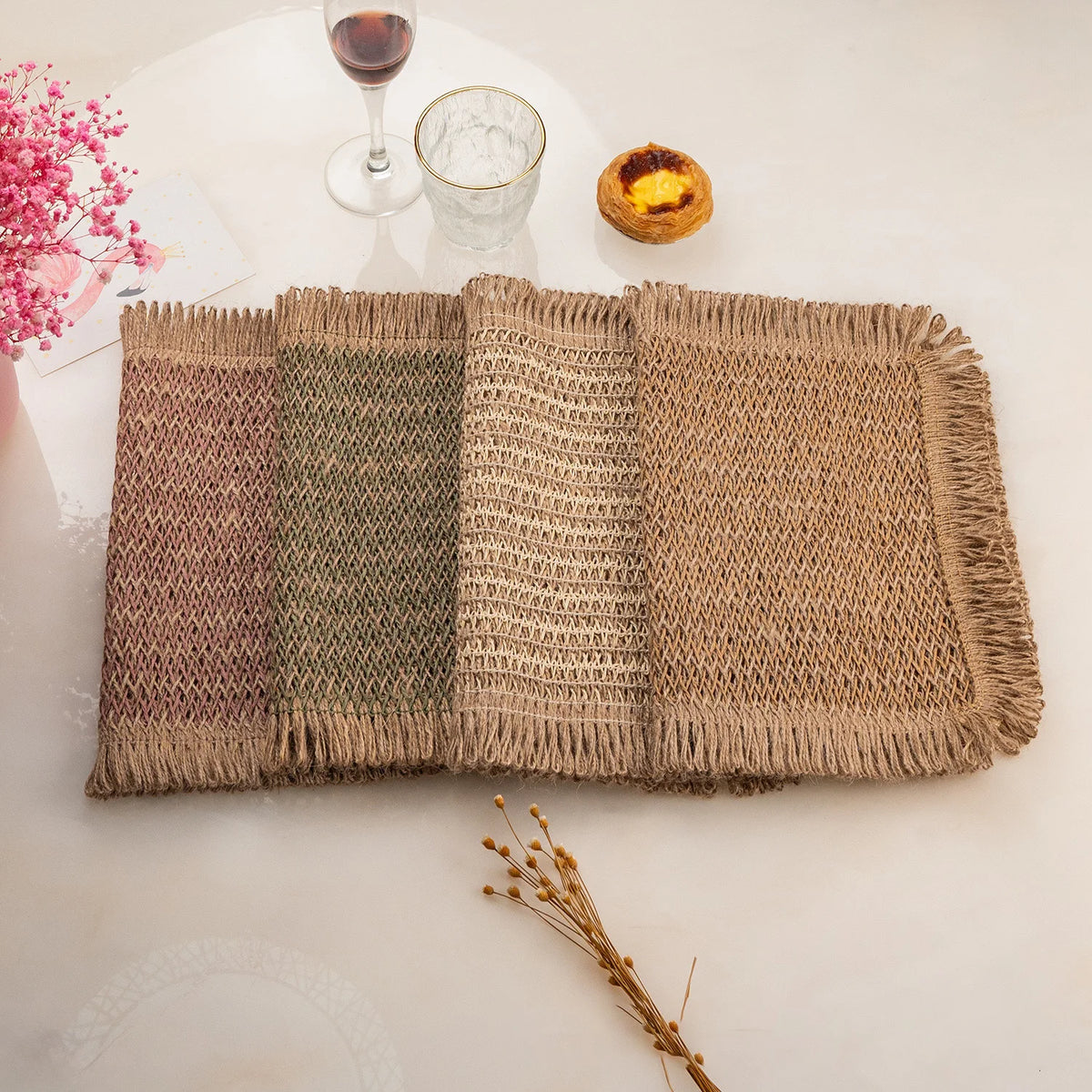Sets table rectangulaires tressés bohèmes beige marron vert olive franges rustiques naturels