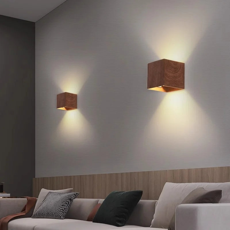 lampe murale bois moderne éclairage quotidien entrée chambre coucher salle manger étude lumière led