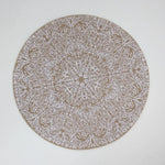 serviettes table boho chic beige noir motifs géométriques franges tissu lin opaques rondes