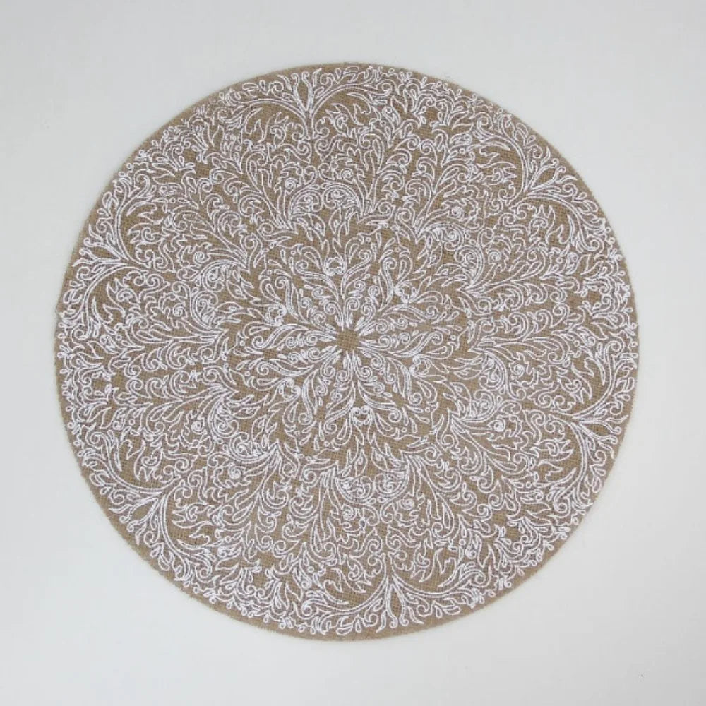 serviettes table boho chic beige noir motifs géométriques franges tissu lin opaques rondes
