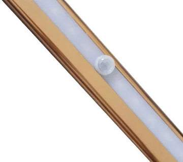 lampe led sous armoire capteur mouvement batterie rechargeable autocollante cuisine placard lumière nuit argentée