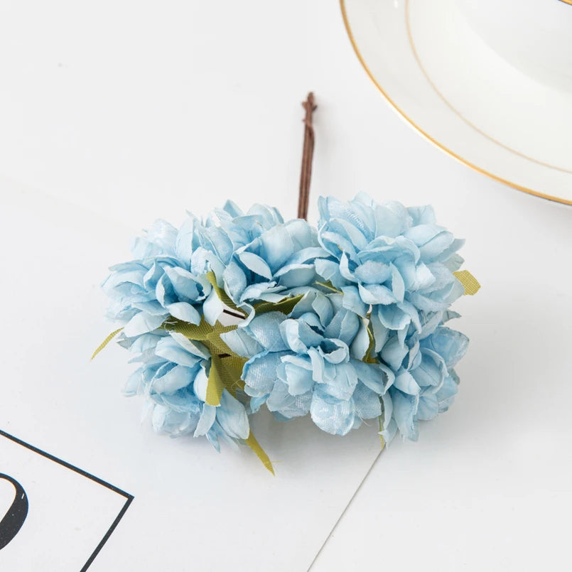 décoration intérieure bouquet fleurs artificielles soie vintage romantique rose blanc rouge bleu orange marron