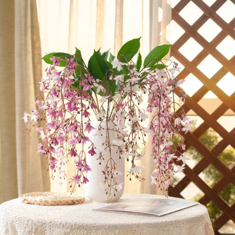 décoration intérieure bouquet artificiel fleurs roses soies feuilles vertes mariage anniversaire moderne minimaliste