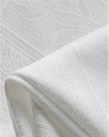 rideau blanc semi transparent motif floral moderne anneaux métalliques fenêtre salon chambre