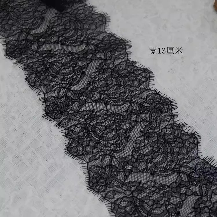 dentelle polyester fine blanc noir floral mariage décoration classique translucent 25cm 13cm echangable echangable