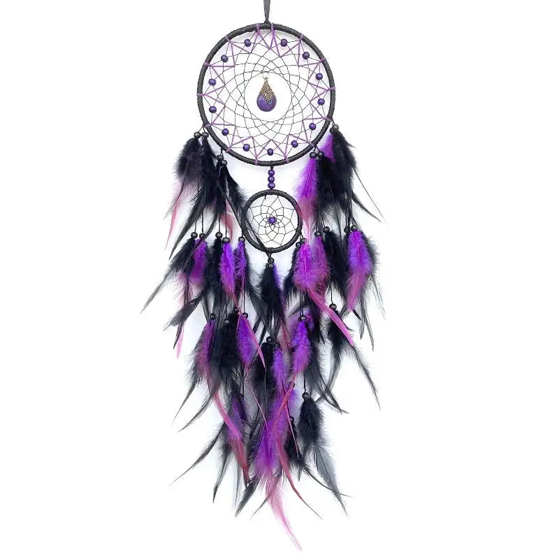 attrape rêves traditionnels plumes cercles concentriques rouge noir bleu vert orange violet rose