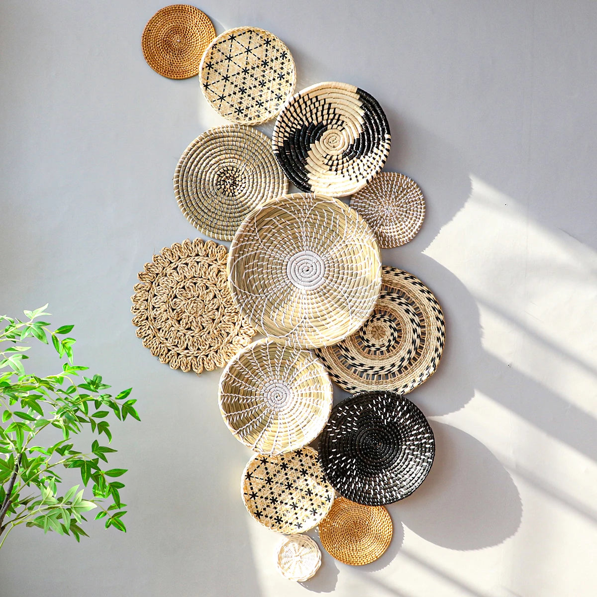paniers décoratifs muraux tressés bohèmes étoiles spirales beige marronclair
