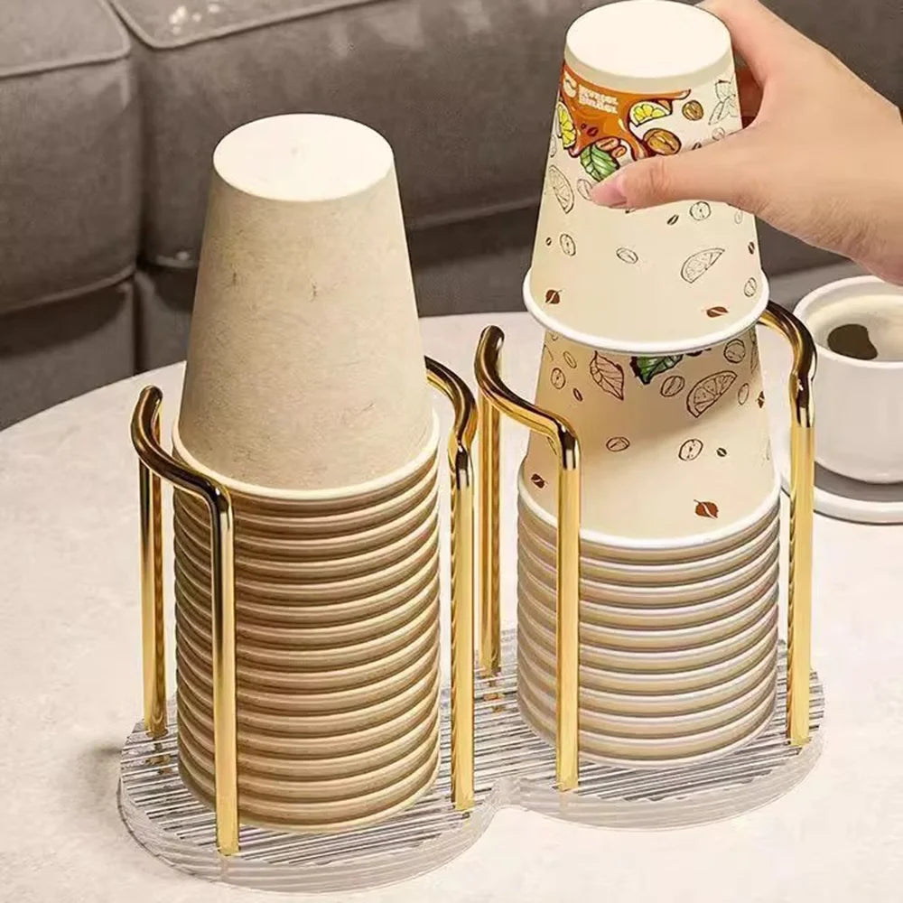 porte verres moderne élégants dorés transparents contenant verres carton beige