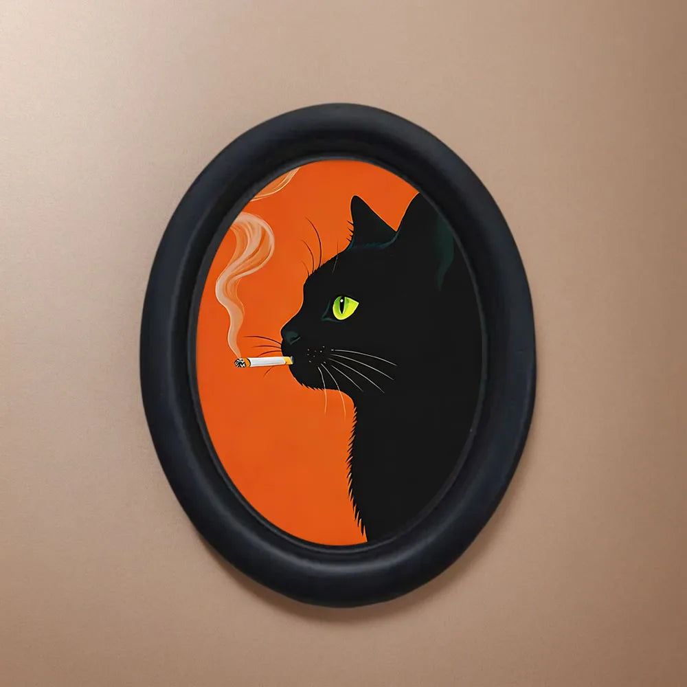 cadre mural contemporain chat noir yeux verts cigarette fumante bois noir orange decoration intérieure