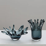 vases modernes marron bleu gris texture organique opaques arrangement table