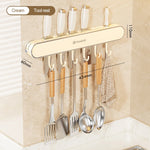 porte couteaux mural adhésif gris métallique couteaux cuillère fourchette serviette racleur éponge brosse dents