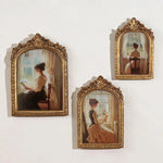 cadre photo vintage or orné femmes robe intérieur décoration mur tableauOpaque verre transparent