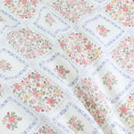tissu coton imprimé fleurs carreaux blanc rose vert bleu jaune vintage 235cm popeline sergé