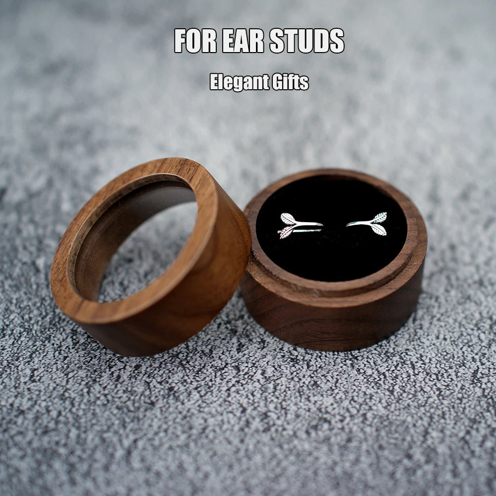 boîte bijoux bois foncé ronde gravure fleurs bagues boucles d'oreilles