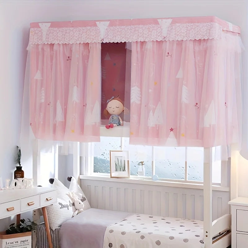 rideau lit double motif sapins étoiles rose blanc bord festonné semi transparent tringle crochets