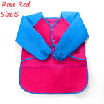 tablier peinture imperméable enfant pinceaux jaune bleu rose poche élastique pratique