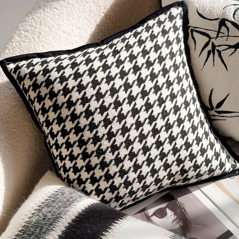 housse coussin carré plaid géométrique blanc noir contemporain amovible lavable