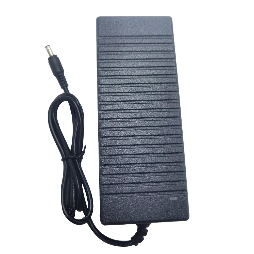 adaptateur secteur led 12v 120v 240v câble noir texture mat classique prise standard