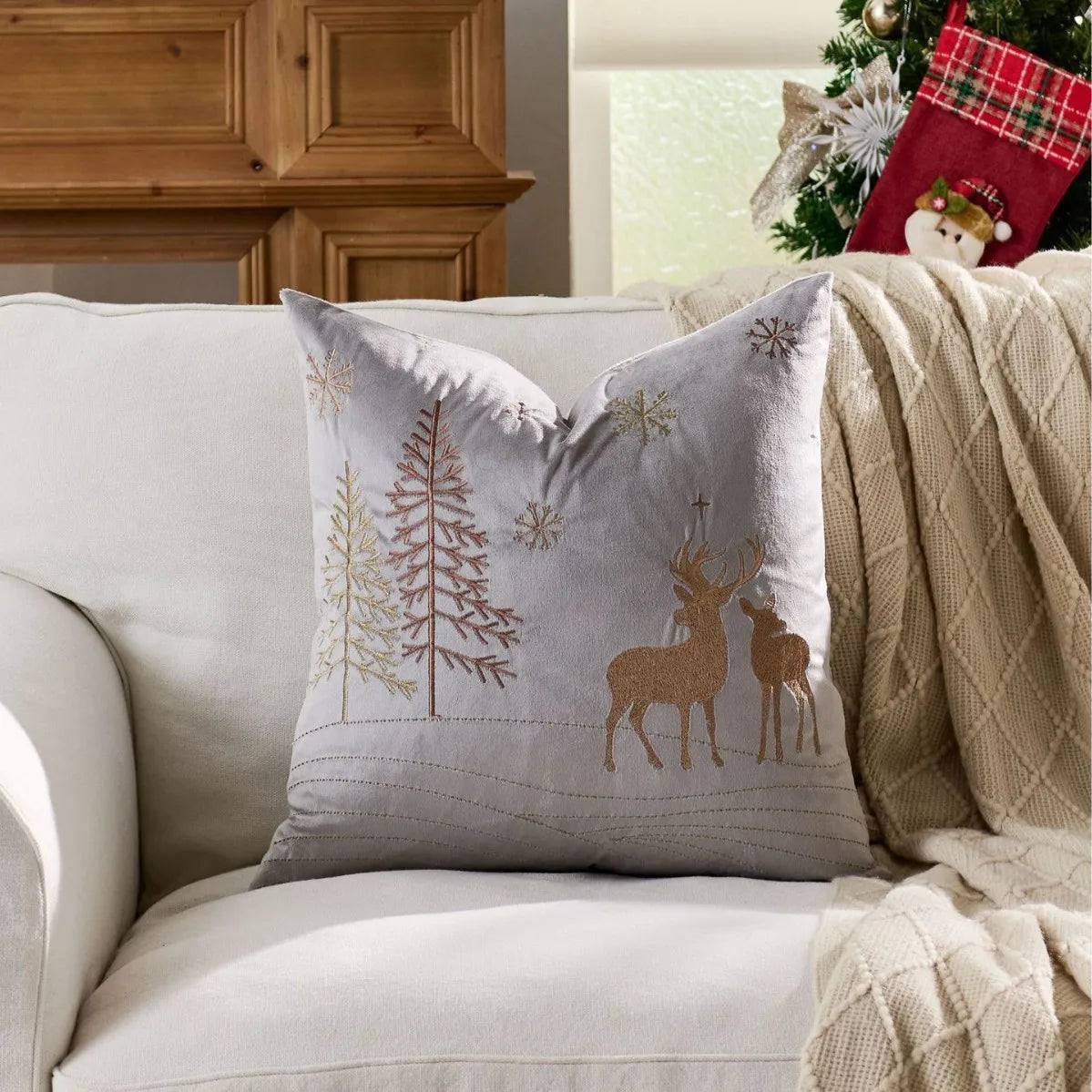 housse coussin brodée rennes noël traditionnelle décorative coton polyester gris beige vert bleu rouge