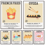 Une série d'affiches présentant diverses spécialités culinaires du monde, y compris les frites françaises, les gyozas japonaises, le ramen japonais, la glace italienne, le burrito mexicain et la crêpe française.