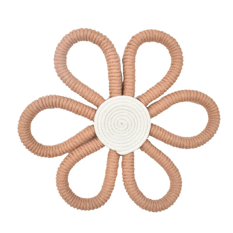 coasters tissus fleurs spirales moderne artisanal gris foncé marron clair beige rose pâle