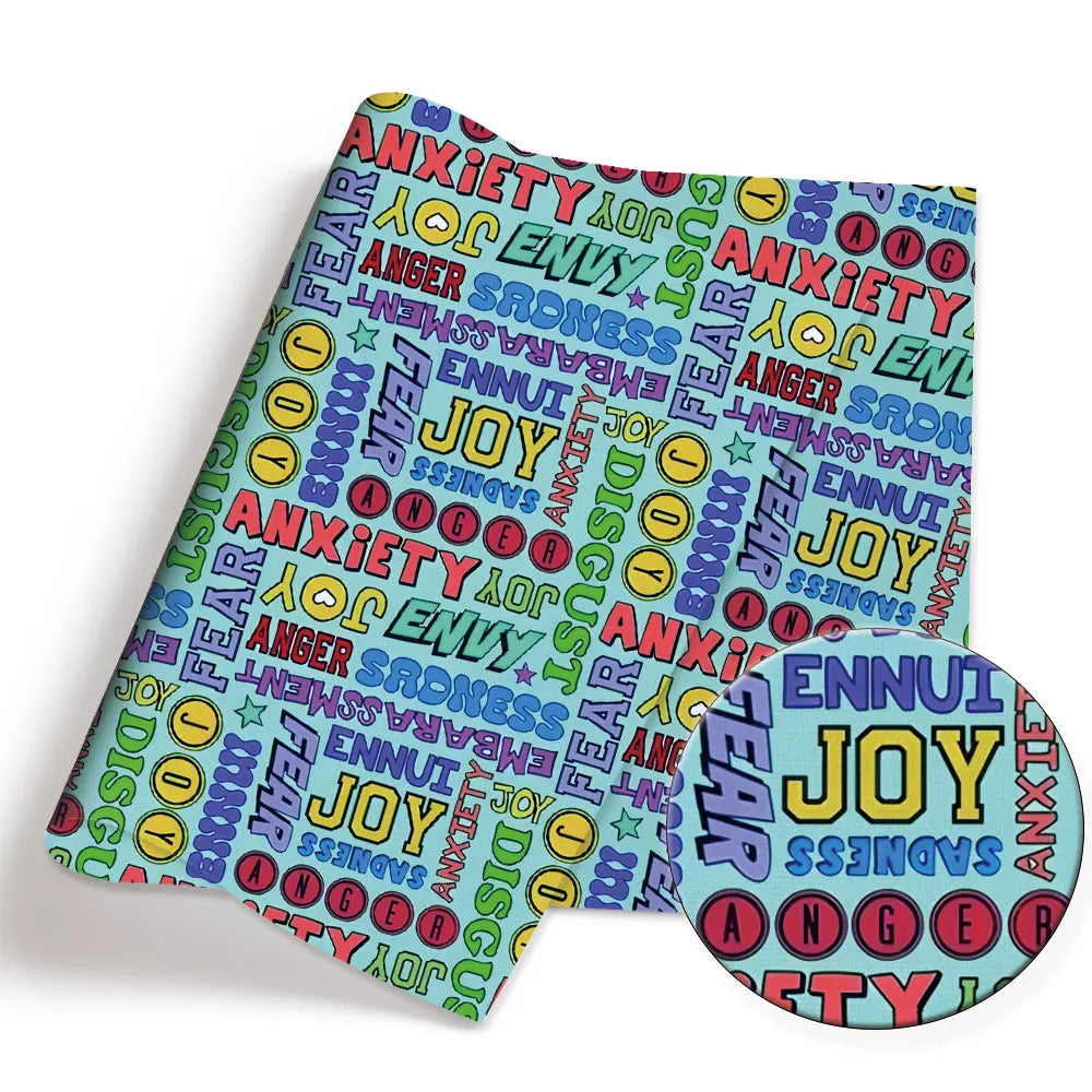 tapis souris médical motif mots bleu violet jaune rose vert orange blanc
