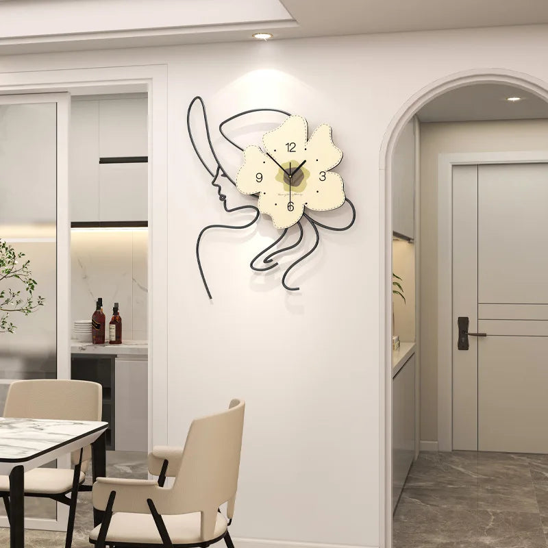 horloge murale moderne visage féminin fleurs minimaliste salon chambre