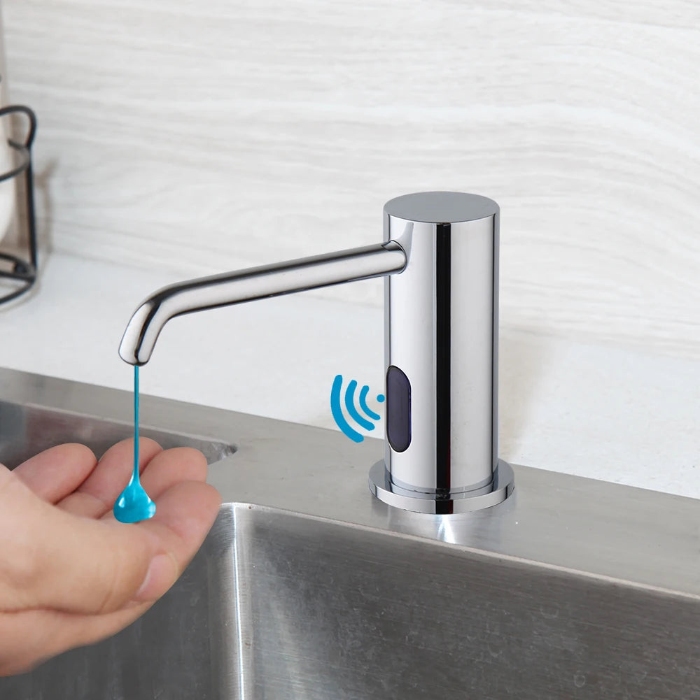distributeur savon liquide automatique chrome moderne cuisine désinfectant sans contact sensoriel minimaliste