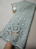 tissu dentelle polyester coton fleurs couleurs blanc rose vert jaune occasion mariage classique