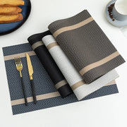 sets table lavables tissés motifs chevrons couleurs bleu marine noir gris crème moderne minimaliste