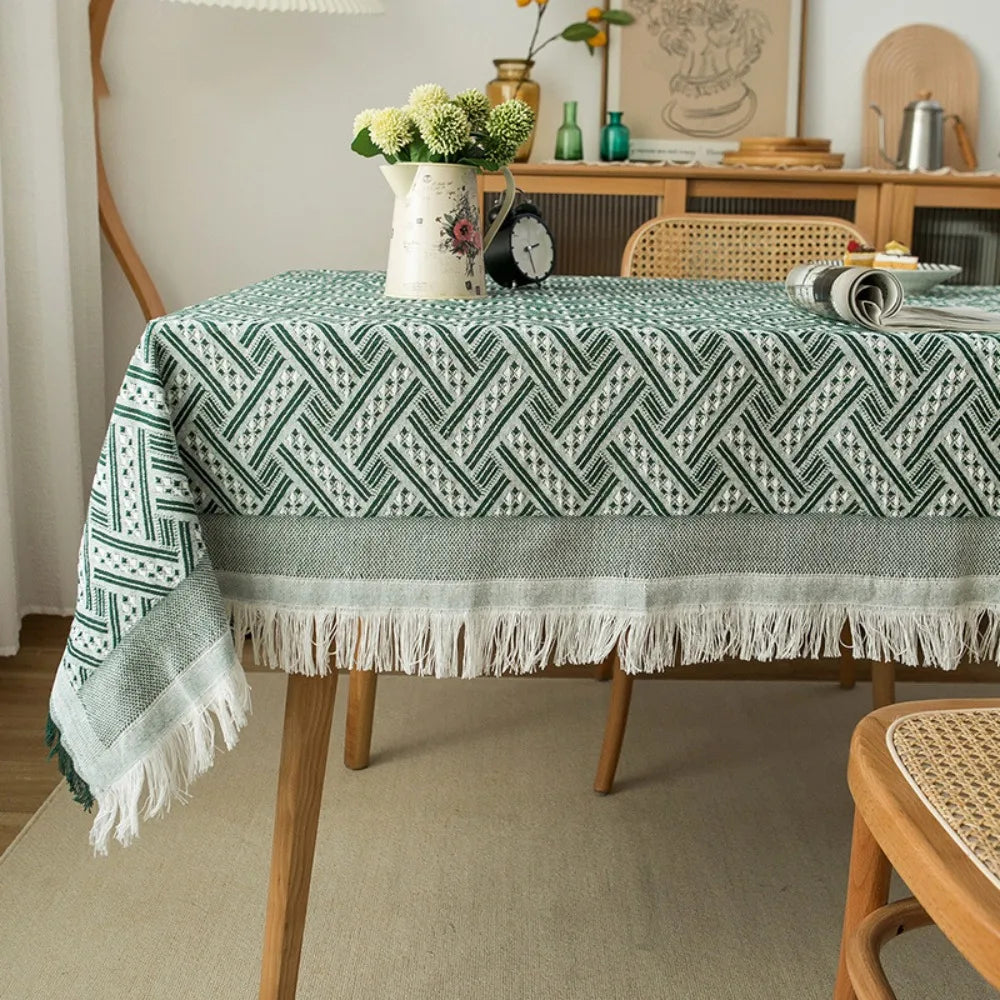 nappe rectangulaire imperméable motif géométrique franges bohème rustique verte blanche grise table basse pique