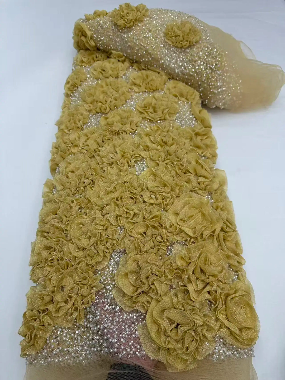 tissu dentelle luxueux roses relief strass couleur vert rose beige bleu rouge noir opacité