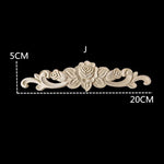 appliques décoratives bois blanc artisanal fleurs sculptées baroque vintage miroir cadre mural