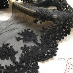 dentelle brodée fleurs polyester coton rouge noir blanche ajourée écologique soluble eau