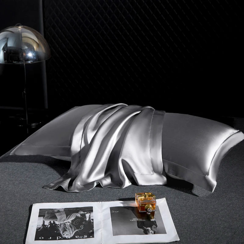 housse coussin soie mûrier gris métallisé satinée contemporaine non toxique environnement