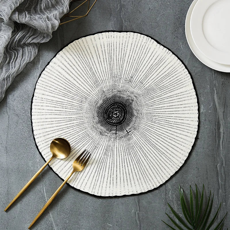 placemat moderne blanc noir rayures concentriques tissu table décoration