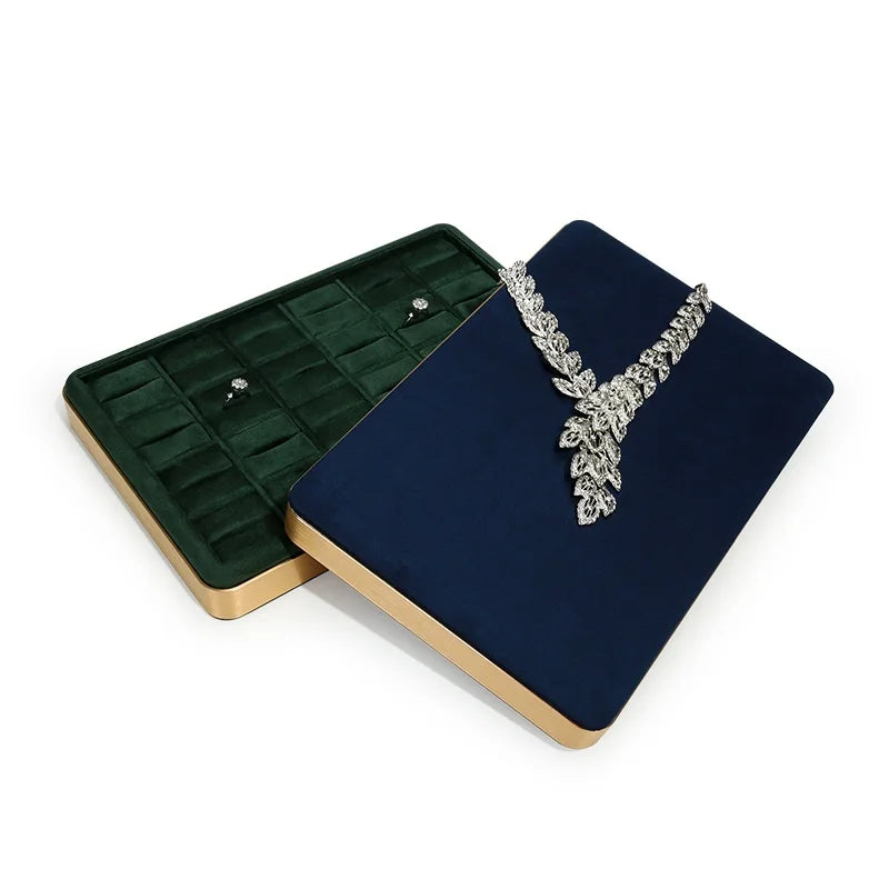 présentoir bijoux boîte velours classique gris rose pâle vert beige rangement anneaux