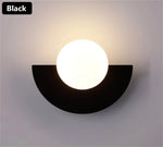 applique murale moderne boule ronde éclairage led chambre salon intérieur minimaliste blanc