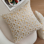 coussin peluche doux motif sapins dorés moderne couleur vert gris rose beige