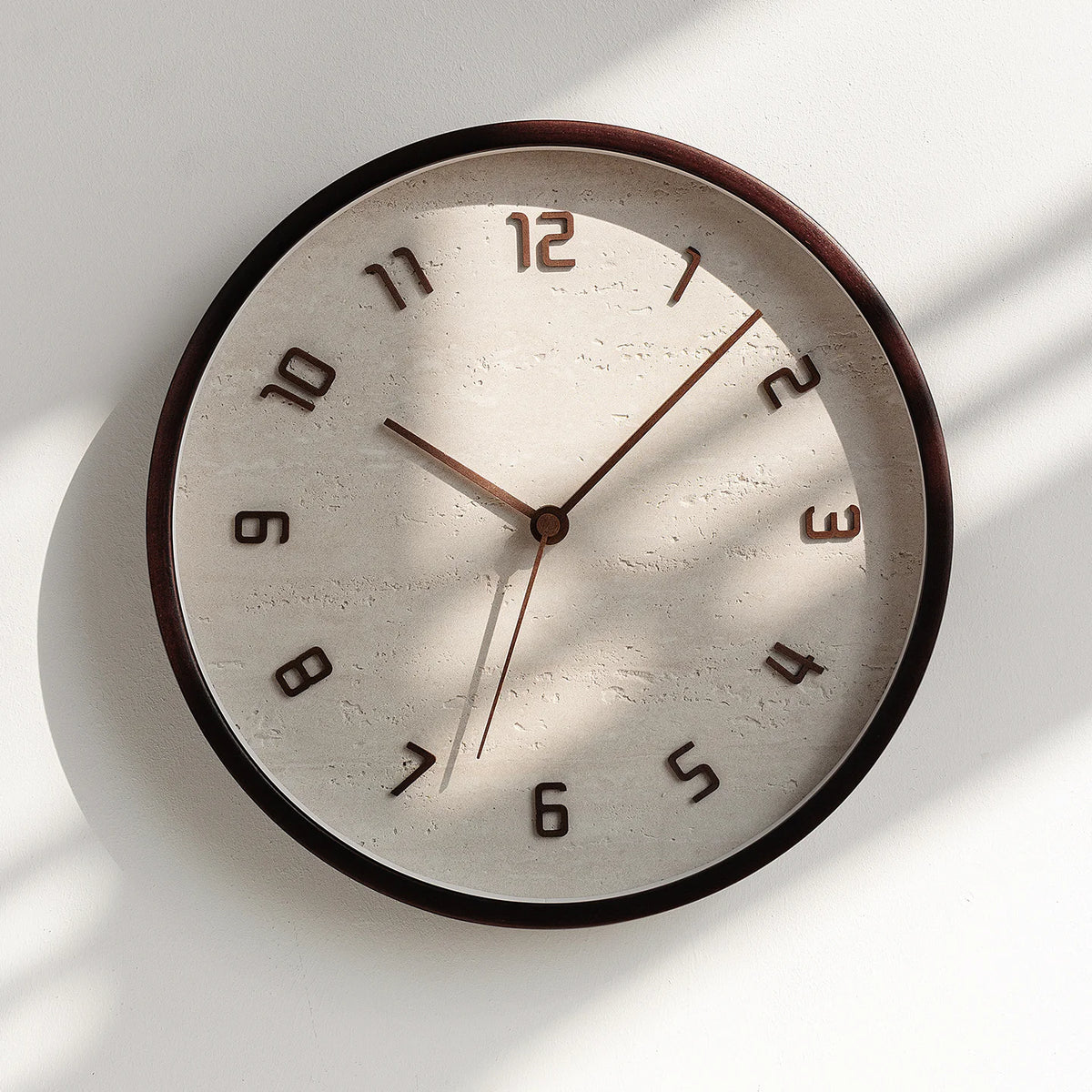 horloge murale bois minimaliste quartz aiguille sourdine salon decoration unique