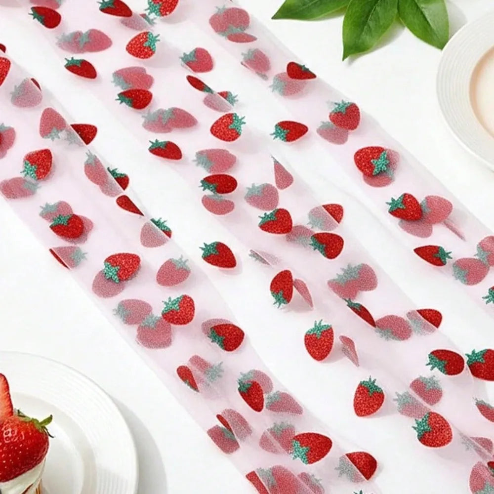 nappe runner transparent rose fraises motifs floral mariage table decoration champetre