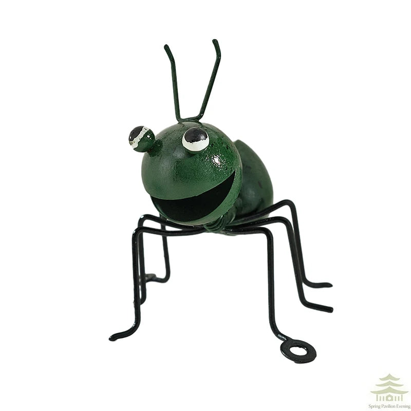 figurines insectes métal vert bleu rouge orange points noirs artisanal extérieur