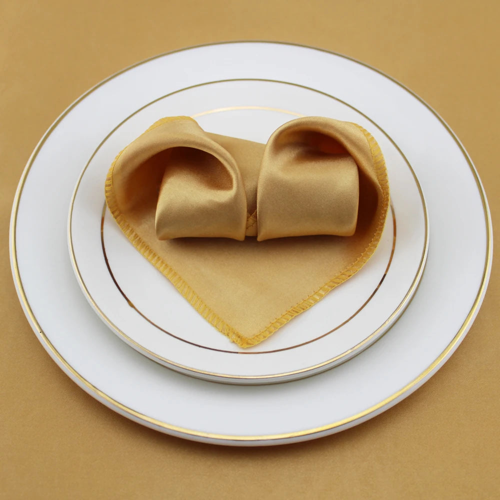 serviette table satin pliée forme coeur mariage décoration fête