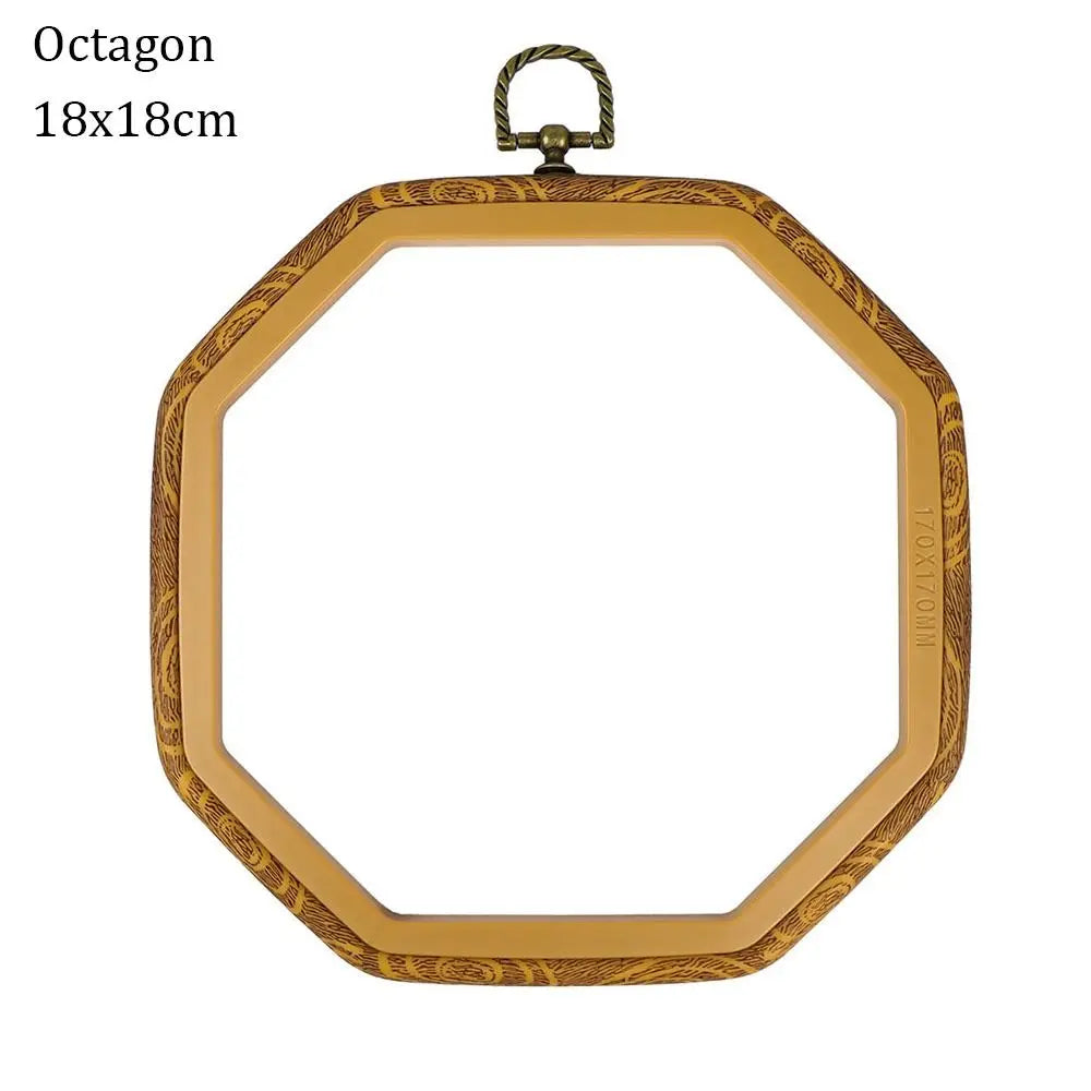 Cadre broderie bois marron texture naturelle classique boucle métallique hexagonal octogonal rectangle square