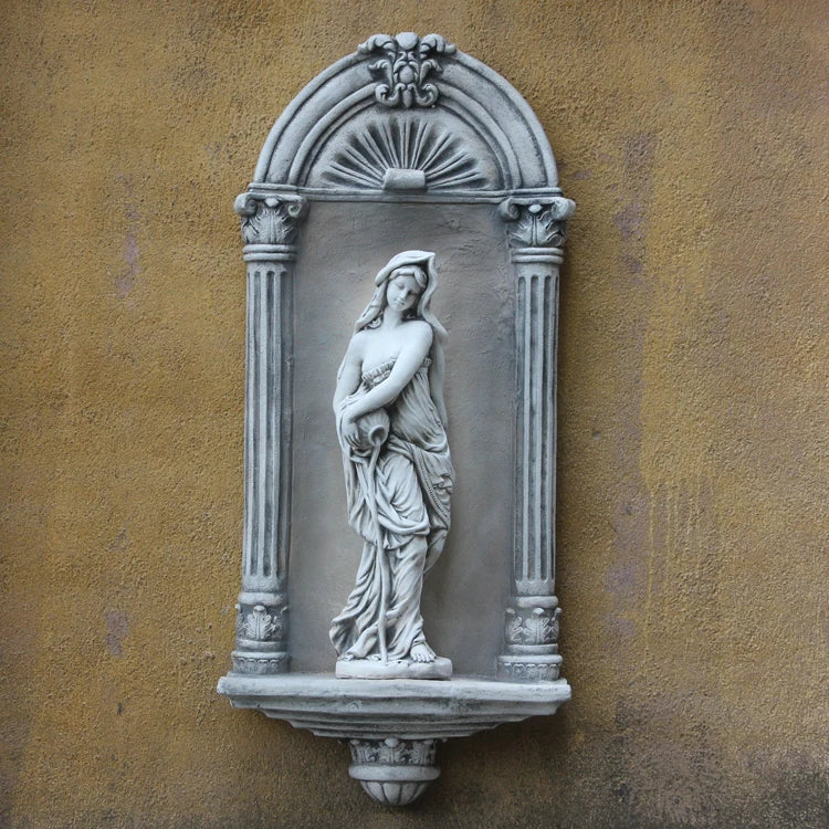 décoration murale extérieure statue classique antique grise sculptée détaillée bar patio