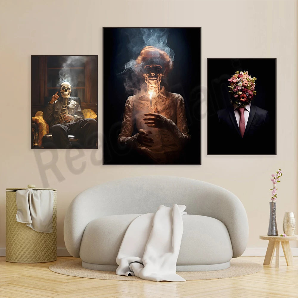 Un salon élégant avec des œuvres d'art murales sombres et énigmatiques, créant une ambiance mystérieuse et captivante.