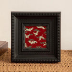 Cadre décoratif résine oiseaux blancs fond noir rouge branches vertes classique chambre maison