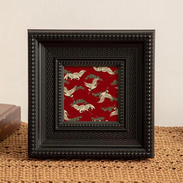 Cadre décoratif résine oiseaux blancs fond noir rouge branches vertes classique chambre maison
