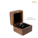 boîtes bijoux bois foncé coffret rangement classique coussin intérieur vis anneaux emballage présentation mariage